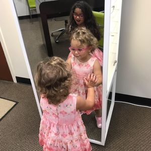 Meet your Posher, Sherry